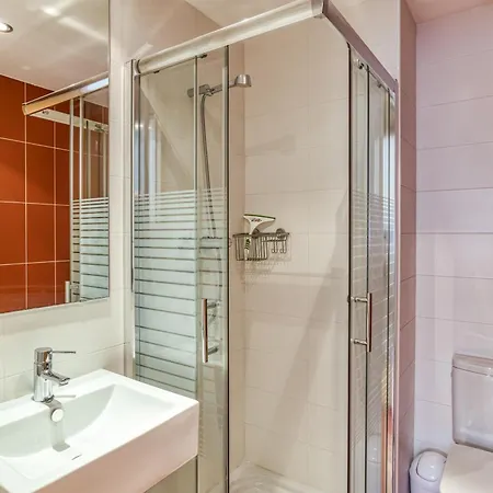 Georges Appartement Roses